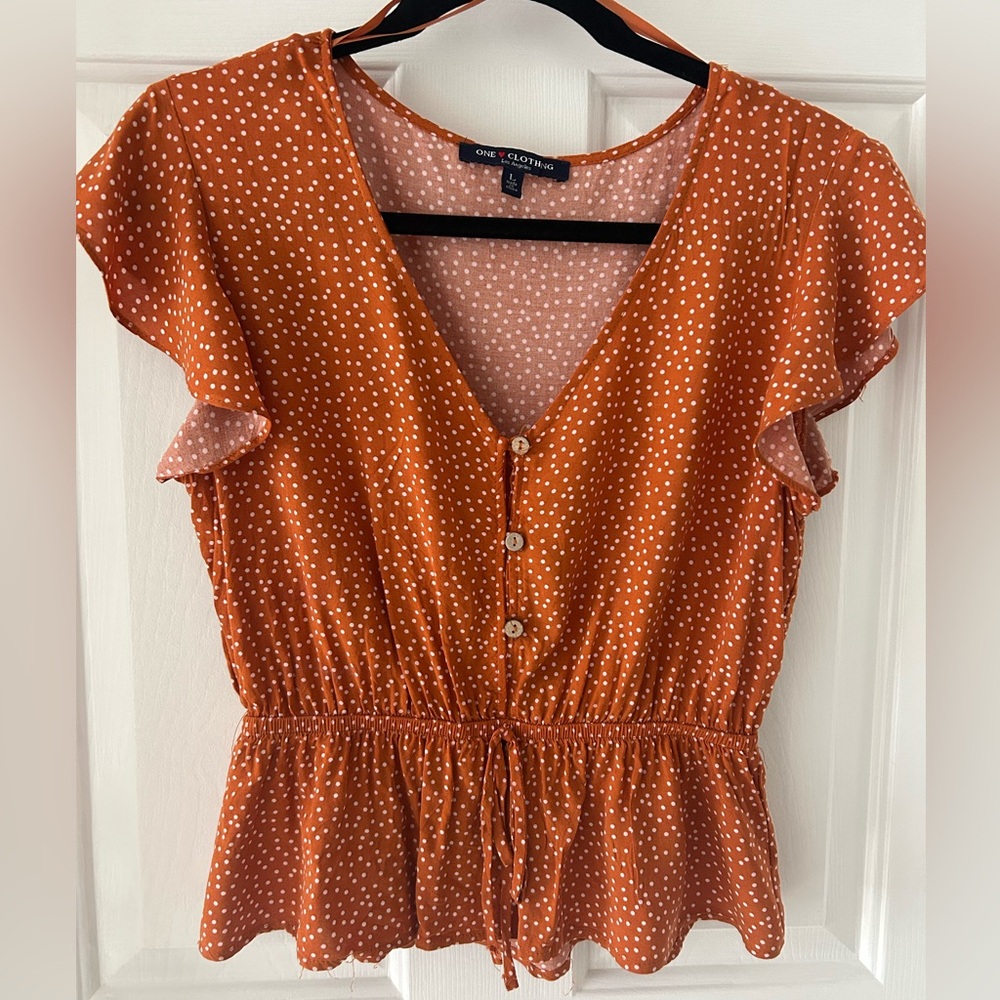Cute top with polka dots